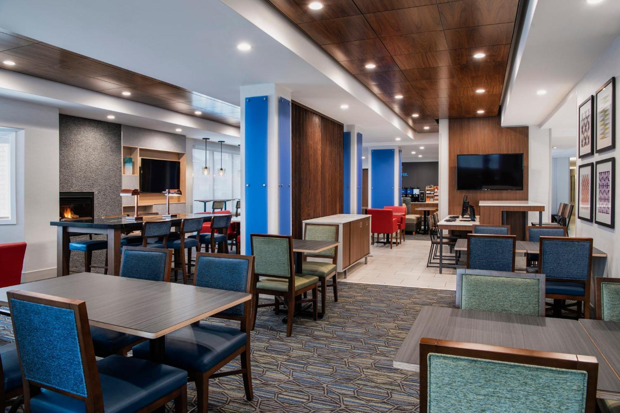 Holiday Inn Express Hotel & Suites Saskatoon By Ihg Eksteriør billede